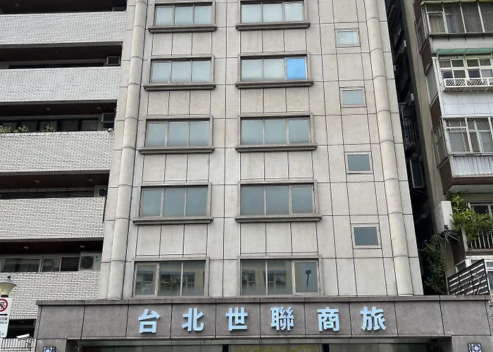 Link World Hotel